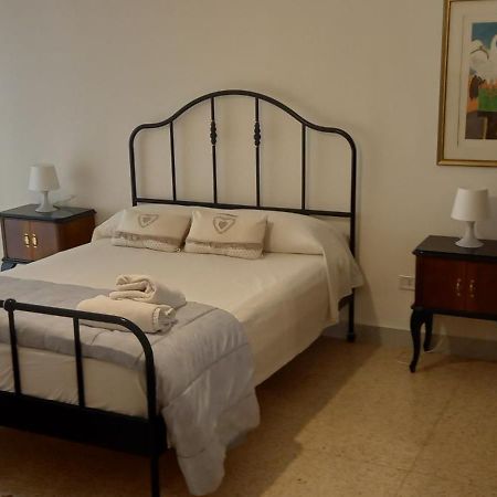 Holiday Flat Бари Экстерьер фото
